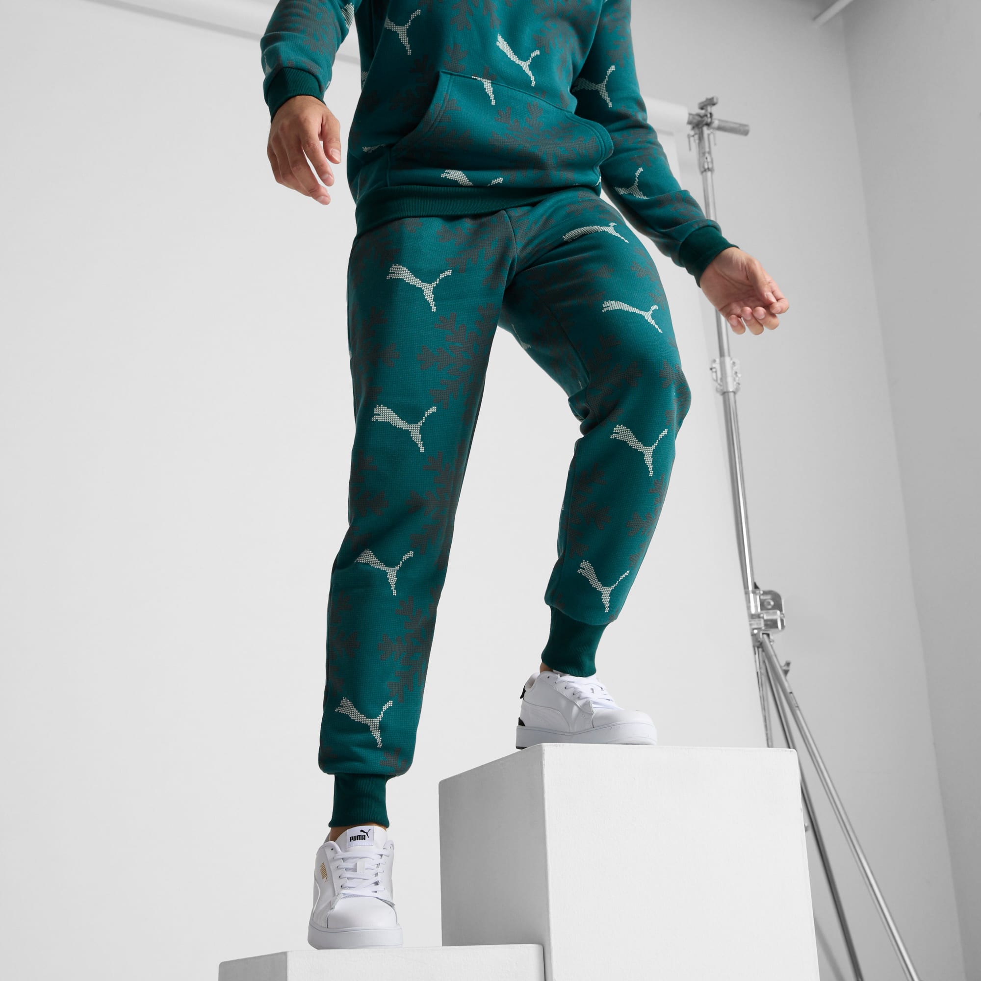 Puma core fleece joggers blue on sale